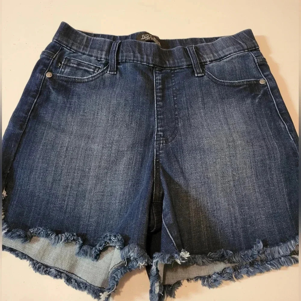 Judy Blue Pull On Denim Shorts Size Medium